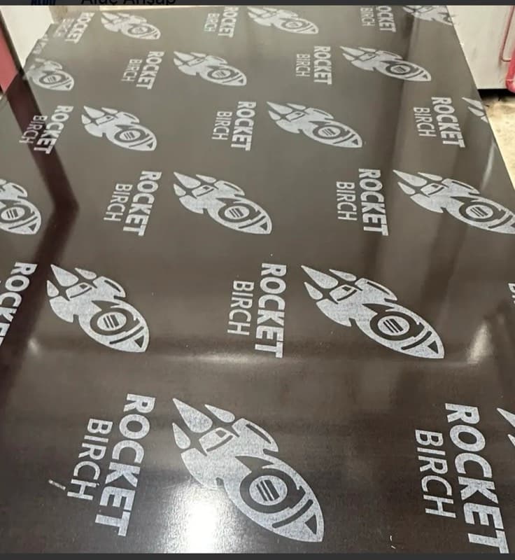 Rocket Birch yazılı plywood levha yüzeyi